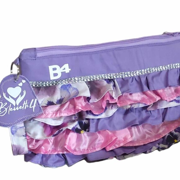 Handmade wristlet bag, clutch zipper purse.design in soft pink and purple cotton - Picture 5 of 7